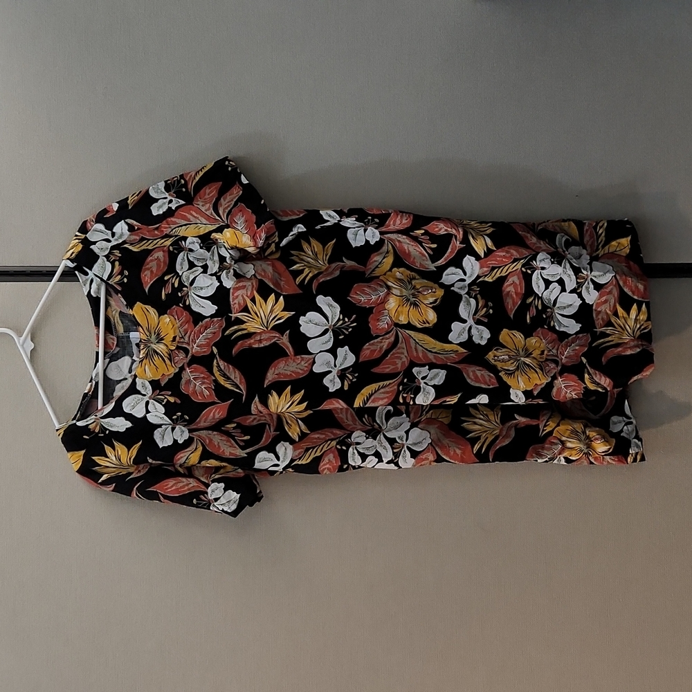 Hilo Hattie Black Floral Dress Size XL